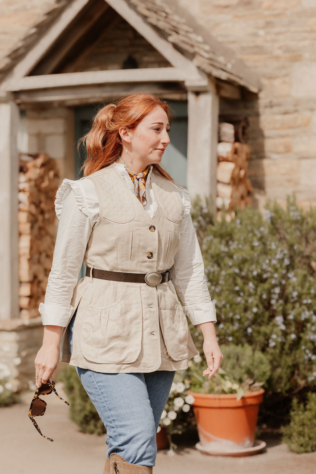 Greenbrier Linen Country to Clays Vest – Isabelle Hunter & Co.